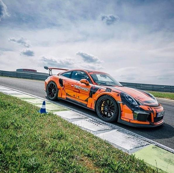 Real Life Lego Technic Porsche 911 Gt3 Rs Is A Stunning Wrap