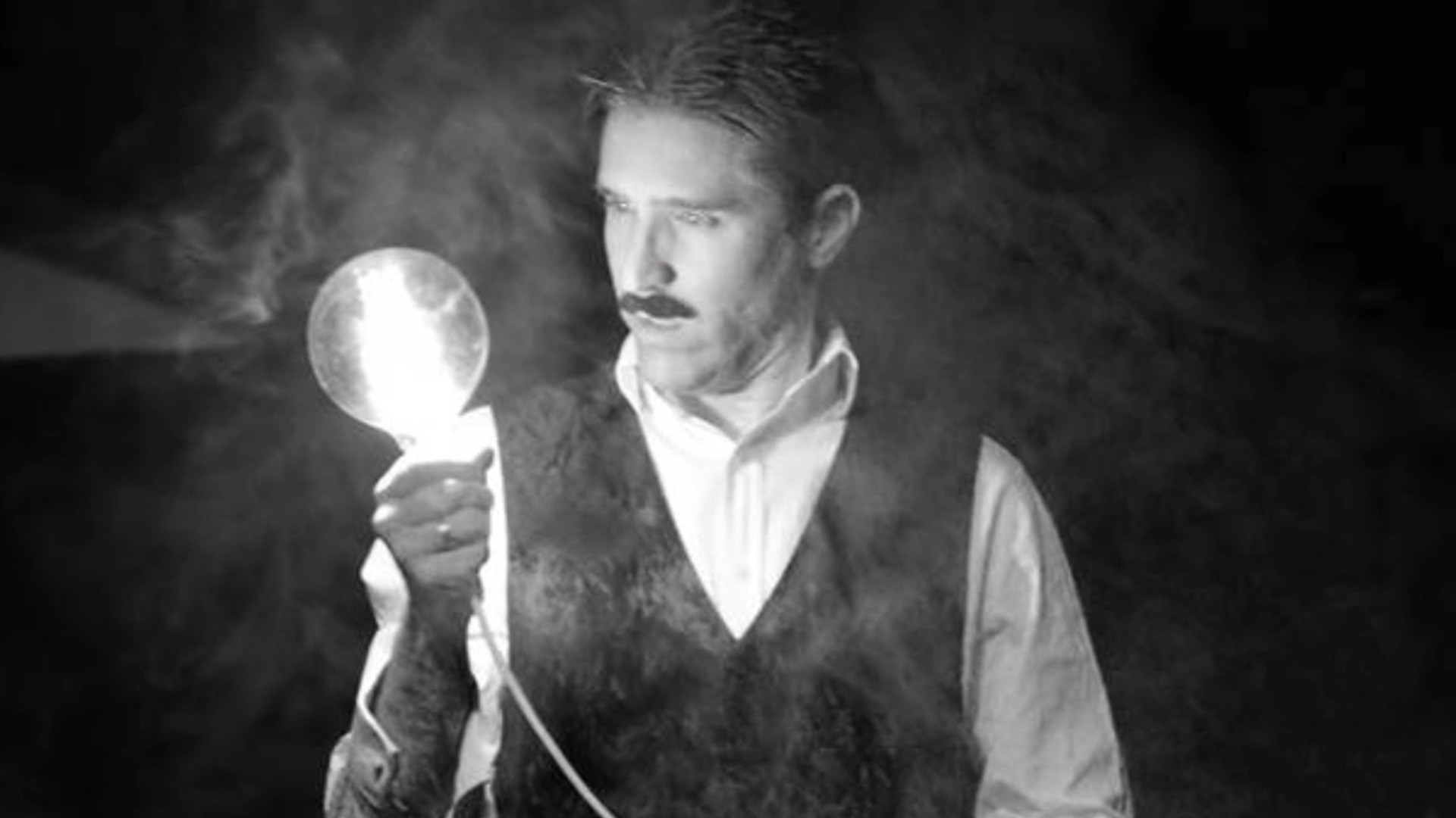 Remembering Nikola Tesla, the Genius Who Would've 165 Years Old Today -