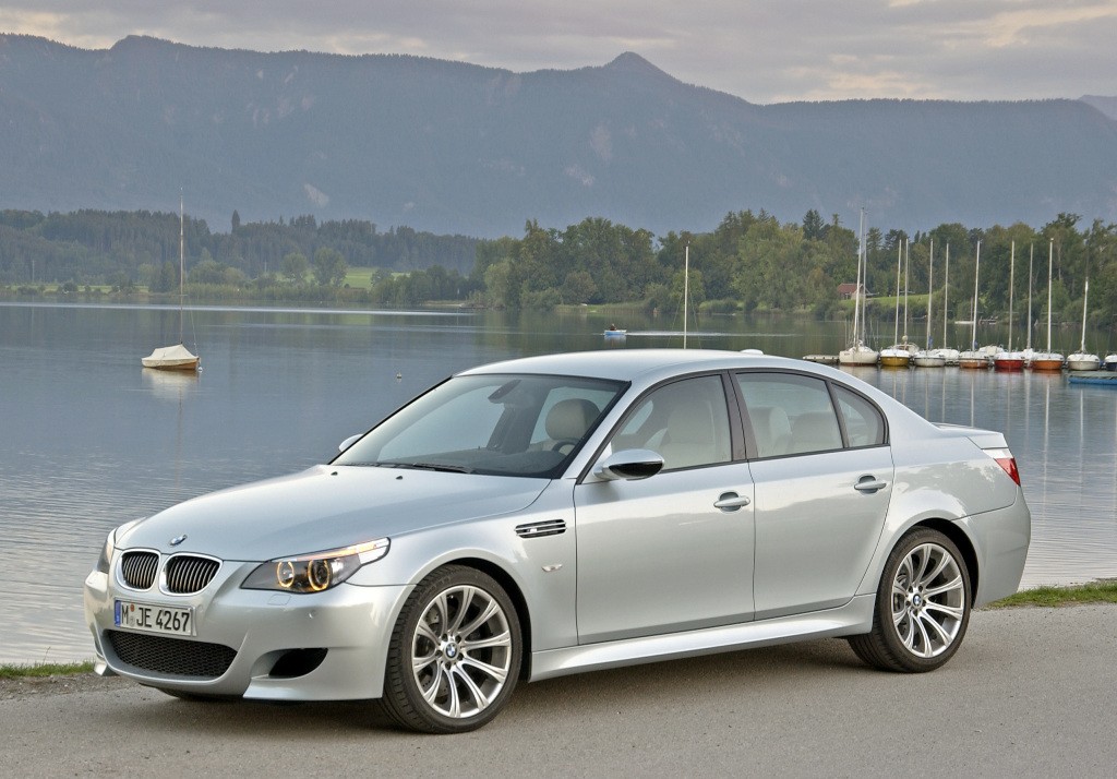 BMW M5 Touring (E61) Specs & Photos - 2007, 2008, 2009, 2010 - autoevolution