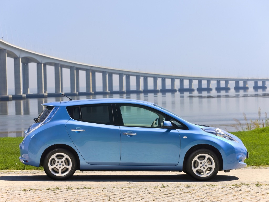 renault-nissan-celebrate-350-000-electric-vehicles-sold-all-around
