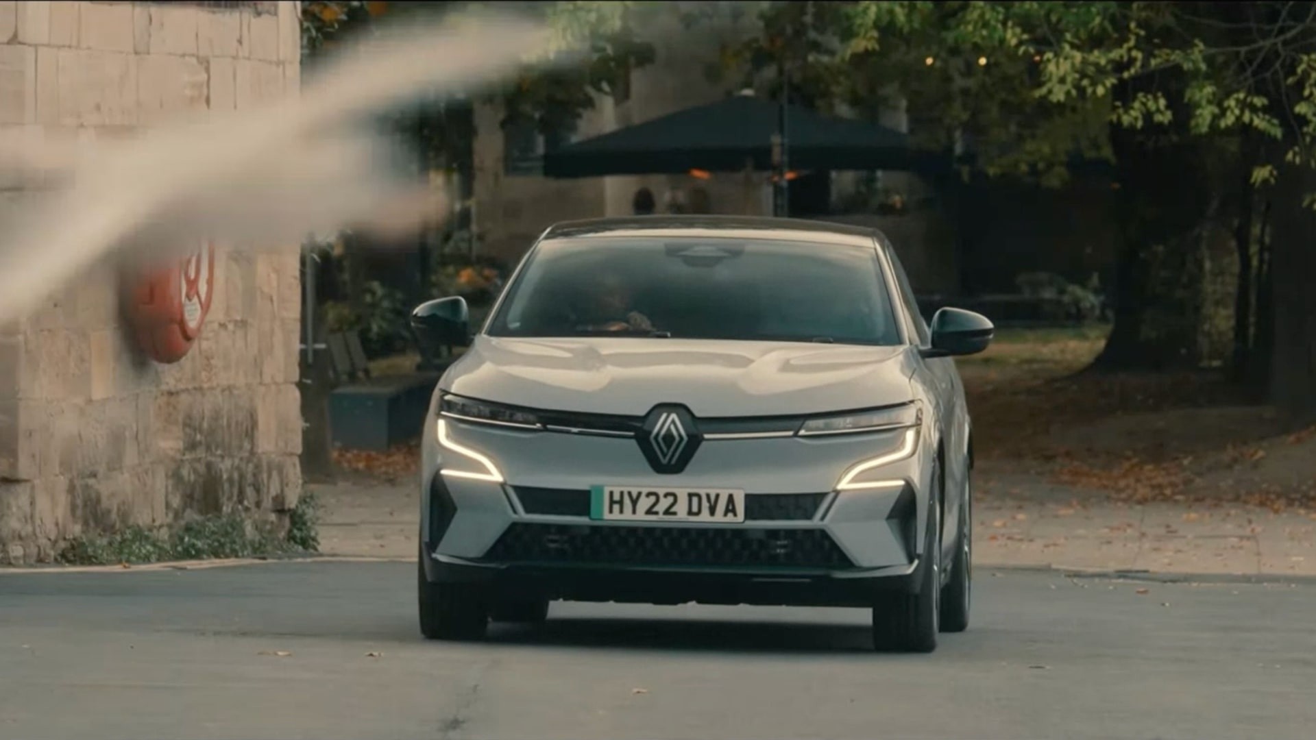 The McLaren Artura Makes Surprise Appearance on Netflix's Emily in Paris -  autoevolution