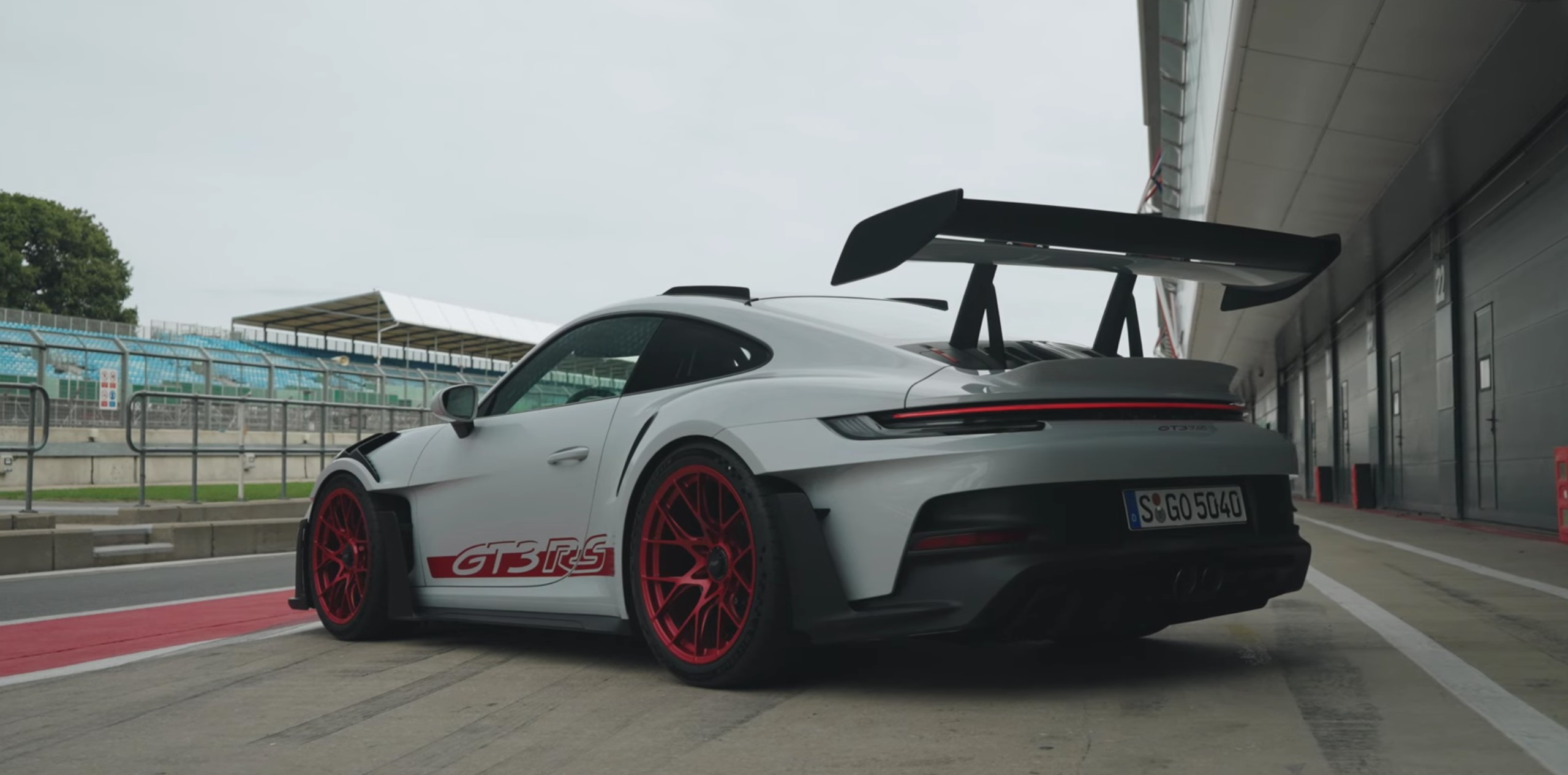 2023 Porsche 911 GT3 RS Strips Camo Before Imminent Reveal - autoevolution