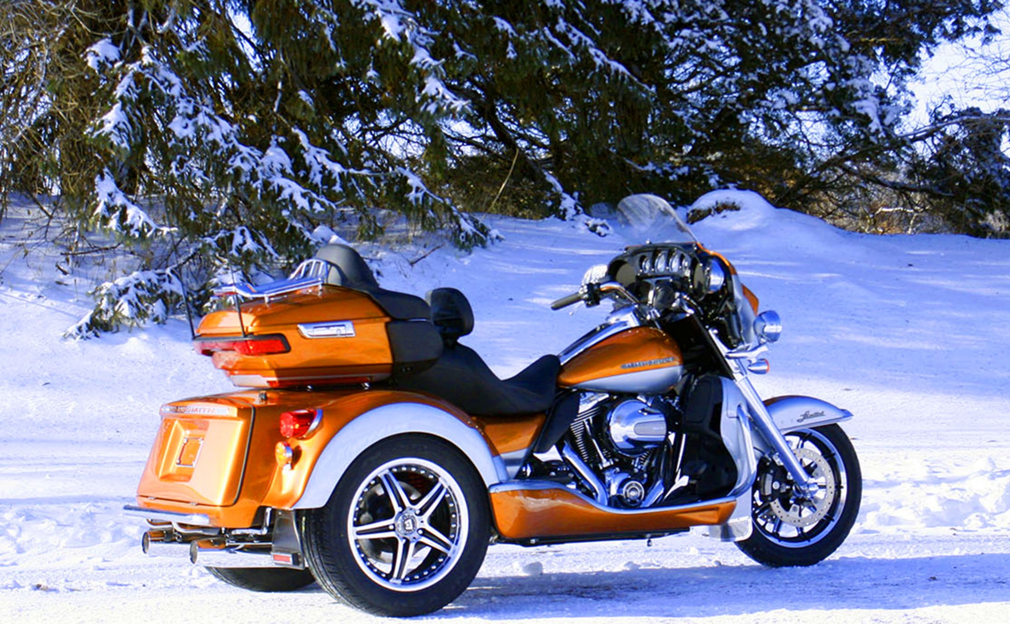 Roadsmith Introduces Harley Davidson Rushmore Trikes 