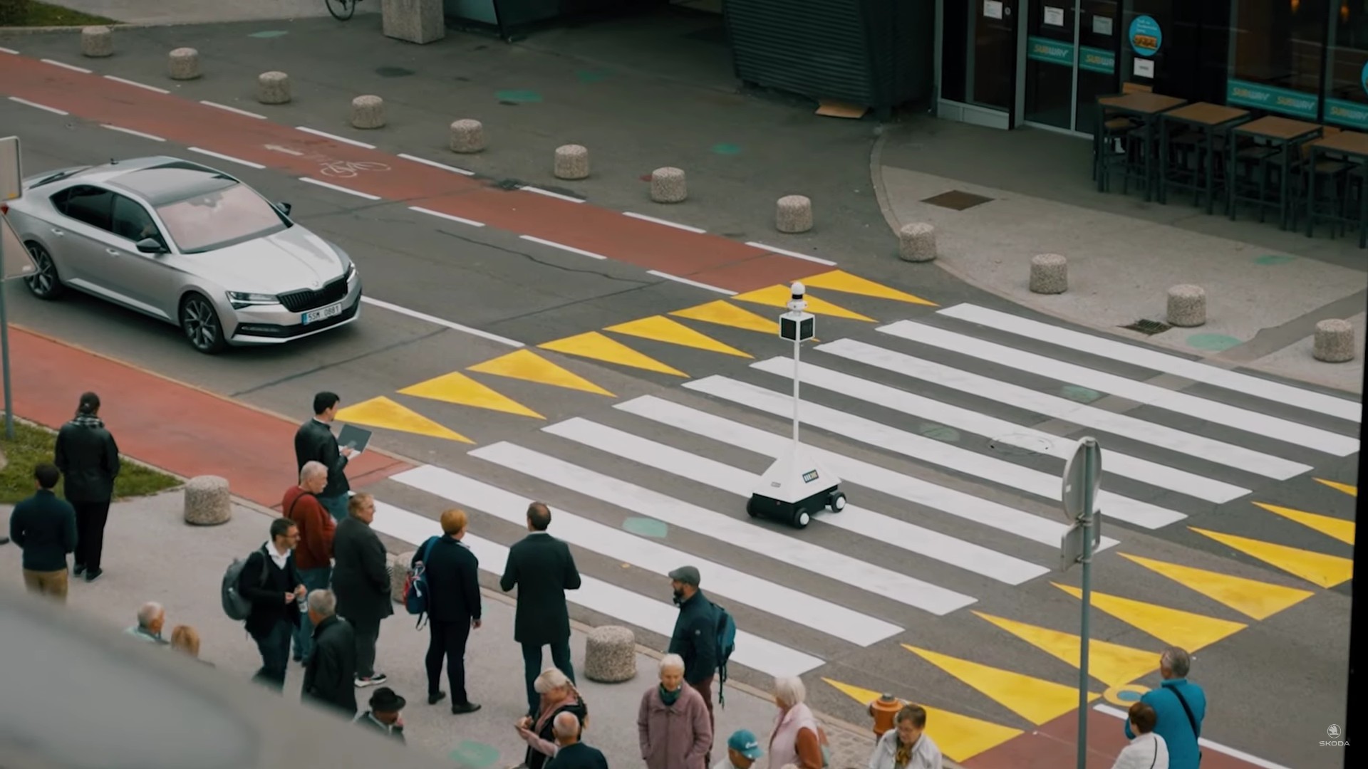 Skoda Tests Grille-Mounted Traffic Lights on Autonomous Cars, How