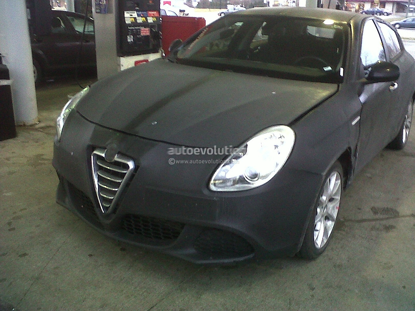 Spyshots: Alfa Romeo Giulietta Spotted in America! - autoevolution