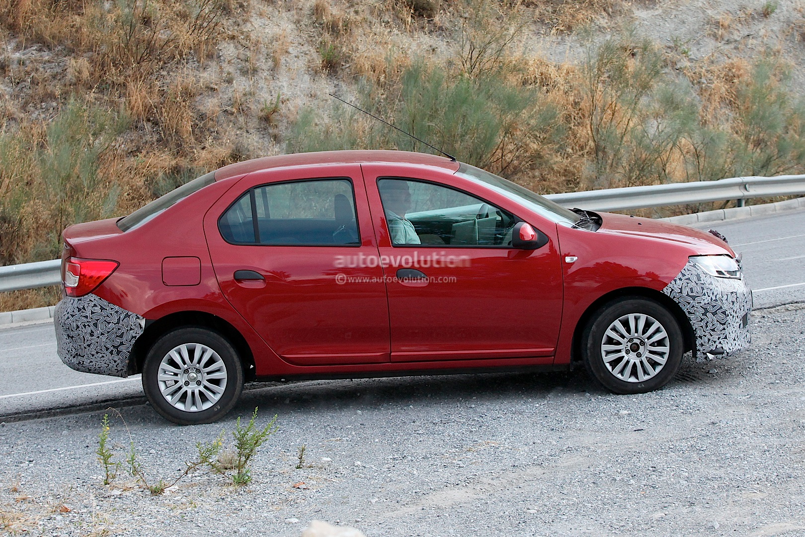 Für Dacia Logan MCV Stepway Renault Logan Symbol Intens II 2013 ~ 2020  Dashboard Matte Sonnenschutz