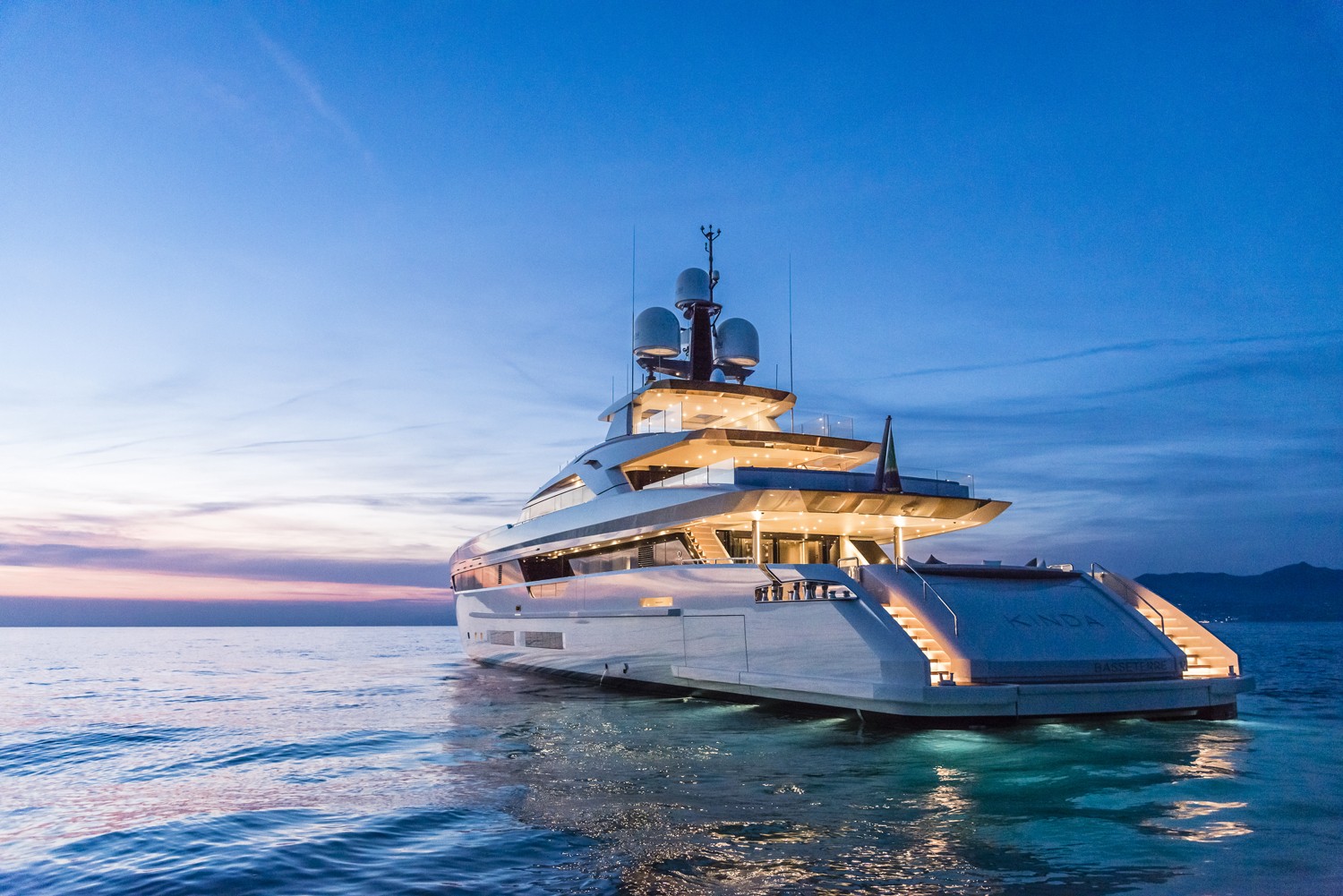 Tankoa's Kinda Superyacht Is Able to Offer the Picture-Perfect Luxury ...