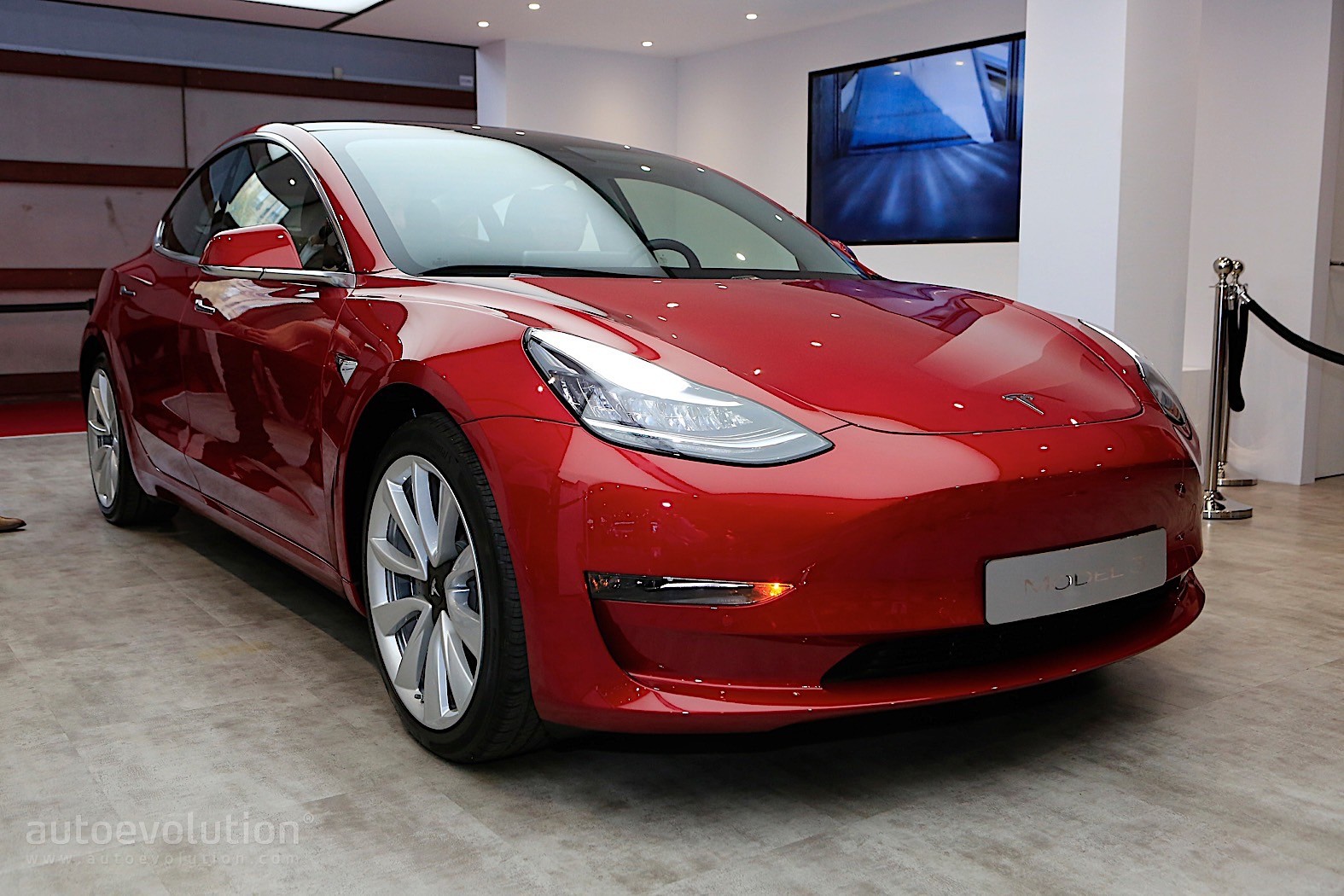Tesla Model 3 Quality Problems Video Exposes Scratched Paintwork, Panel ...
