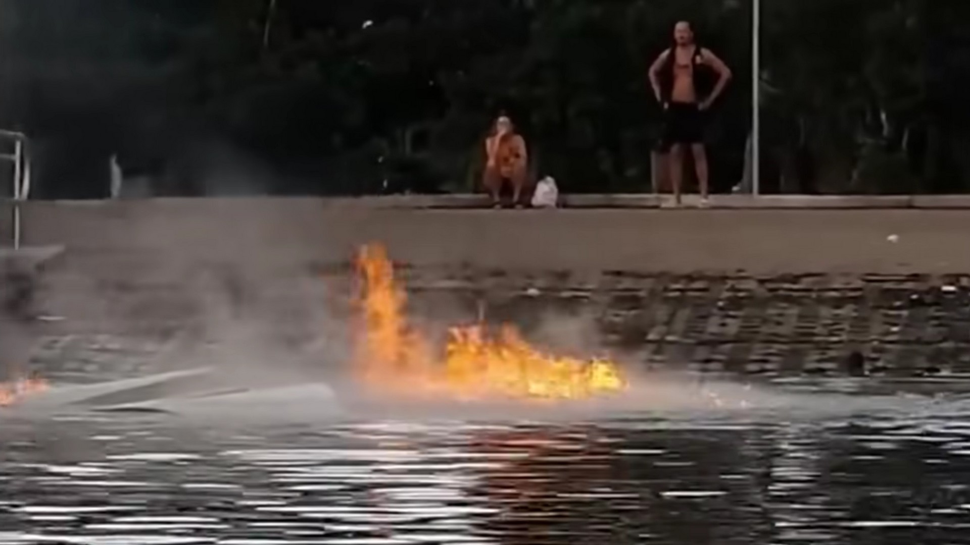 Tesla Model X on Fire While Underwater Shows How Powerful Thermal Runaways  Are - autoevolution