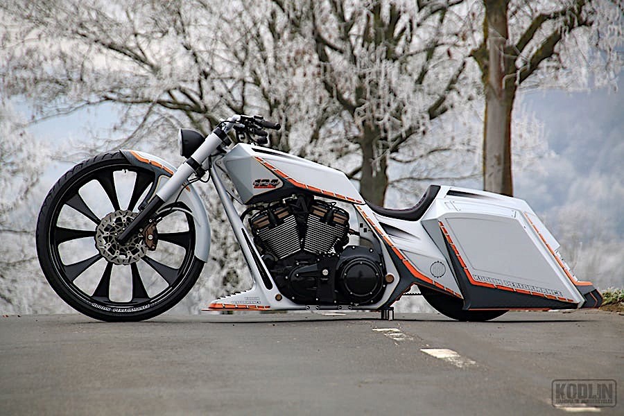 Custom-made motorcycle - Automotive - McNeel Forum