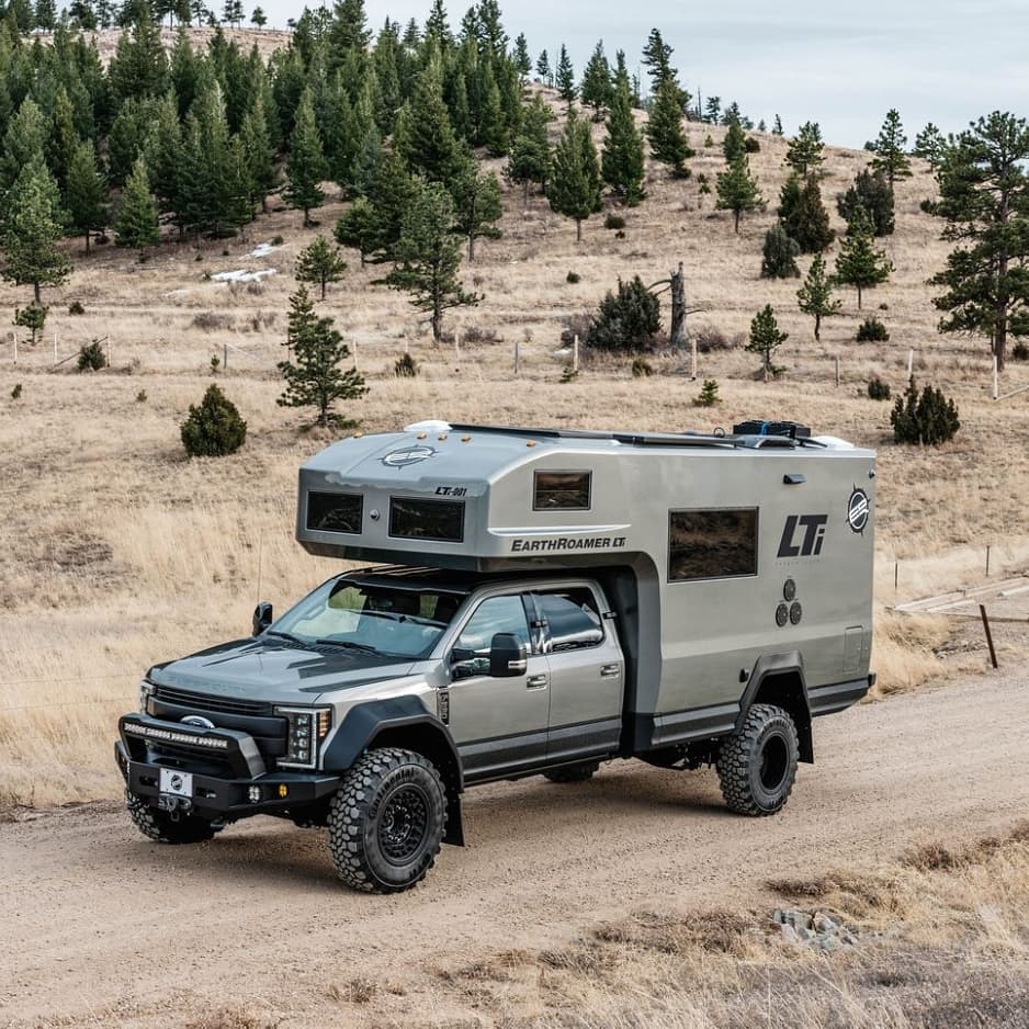 The Earthroamer Lti Can Get You Where No Ford F 550 Dares To Tread