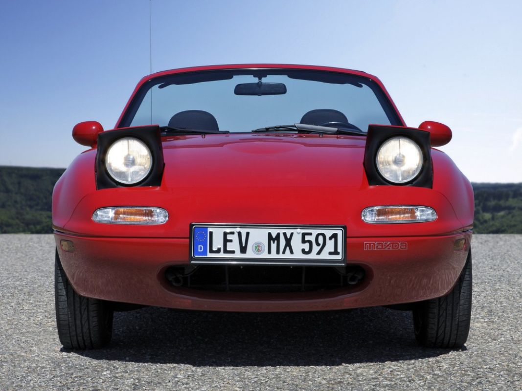 Pop-Up Headlights: Where Did They Go? – Feature – Car