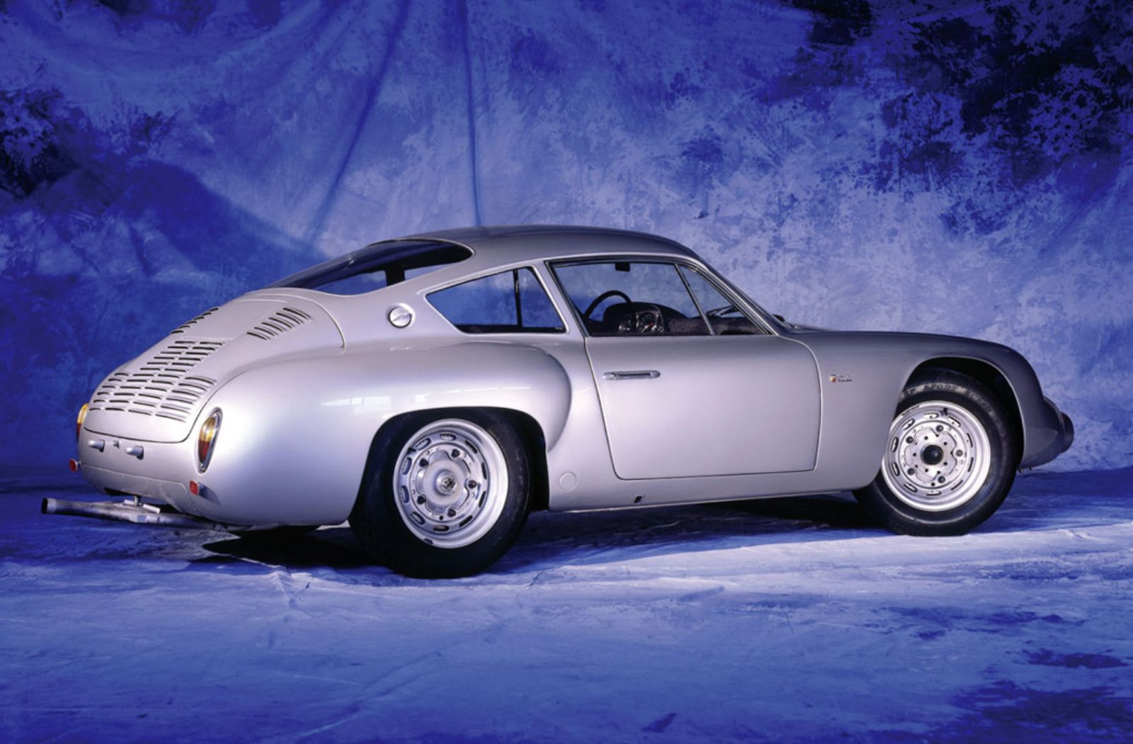 The Forgotten 356 Carrera GTL Was an Exquisite Italian Porsche Developed by  Abarth - autoevolution