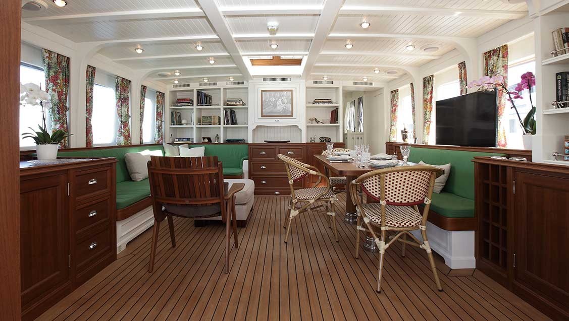 royal darwin yacht club