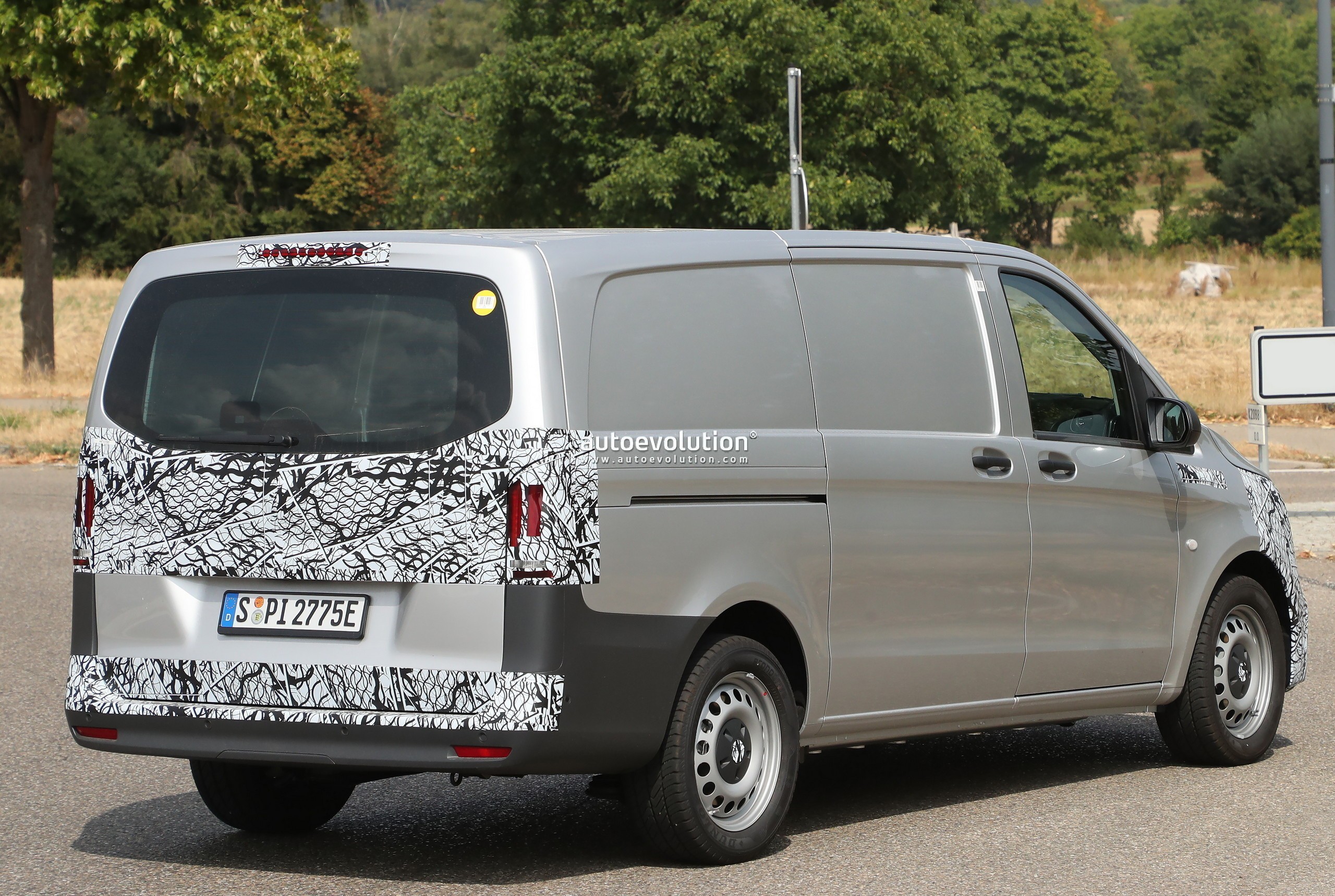 The Mercedes-Benz Vito Is Getting Another Facelift, Albeit a More  Comprehensive One - autoevolution