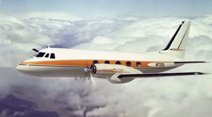 Billionaire Louis Vuitton Boss Bernard Arnault Sells Private Jet so You  Won't Track Him - autoevolution