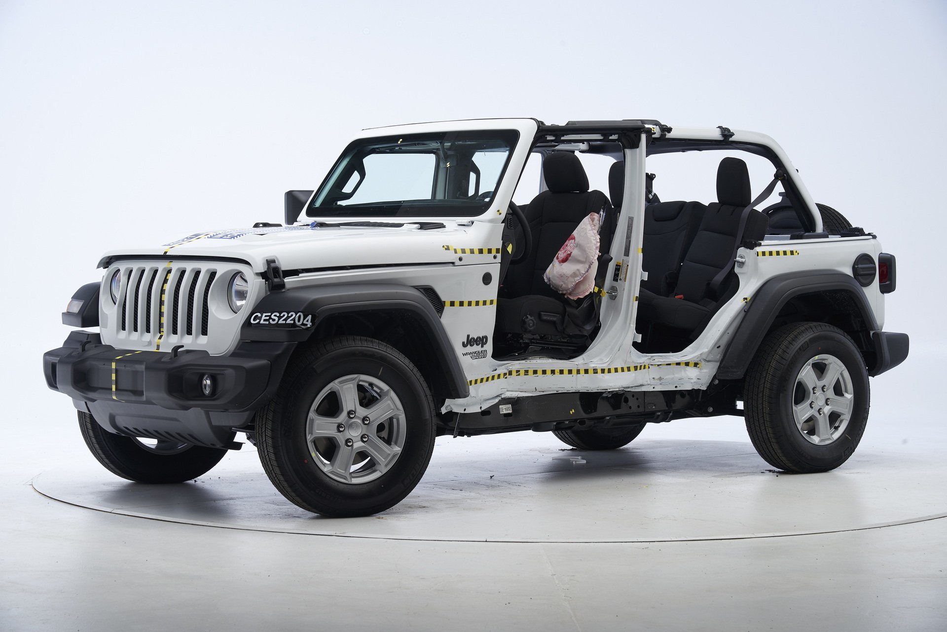 The Reason Why IIHS Degraded the Jeep Wrangler in the Latest Side Impact  Test Round - autoevolution