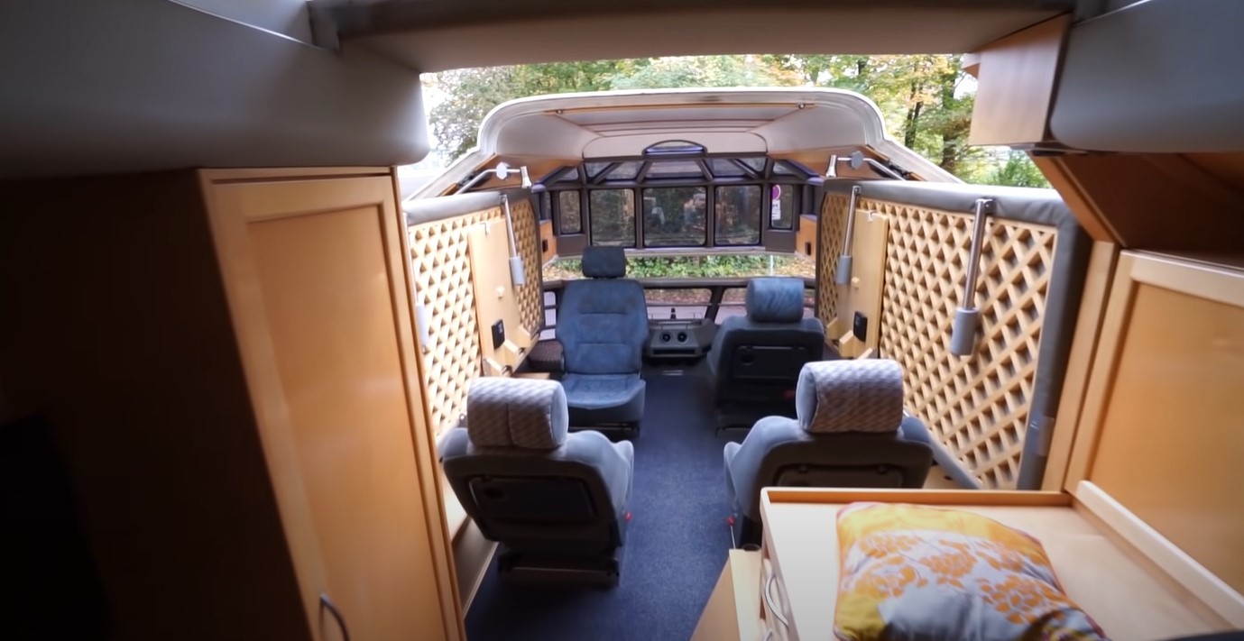 The RoadYacht Motorhome Is the Strangest, Most Awesome DIY Conversion Ever  - autoevolution