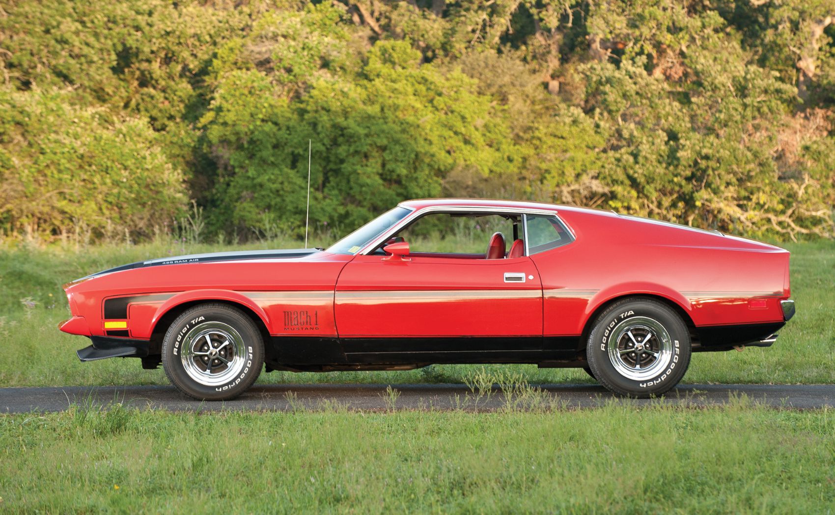 The Story of the Original Mustang: The Final Three Model Years (1971 ...