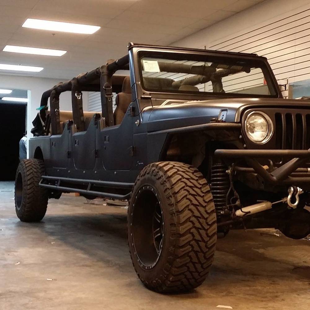 There's a 6-Door Jeep Wrangler in Las Vegas and Another in Texas -  autoevolution