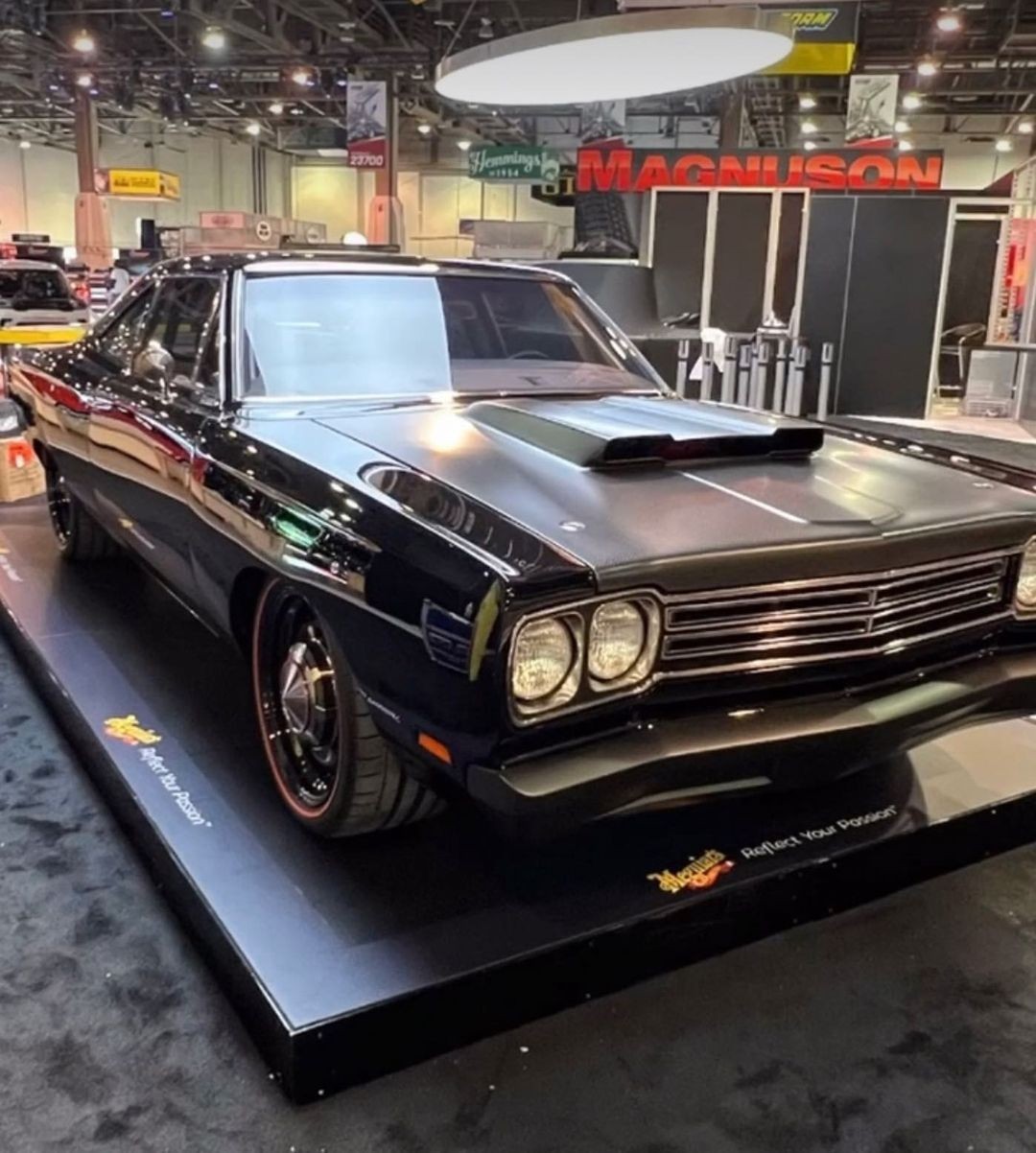 Meet the Cars Kevin Hart Brought to SEMA 2022 - They're a Car Guy's Dream -  autoevolution