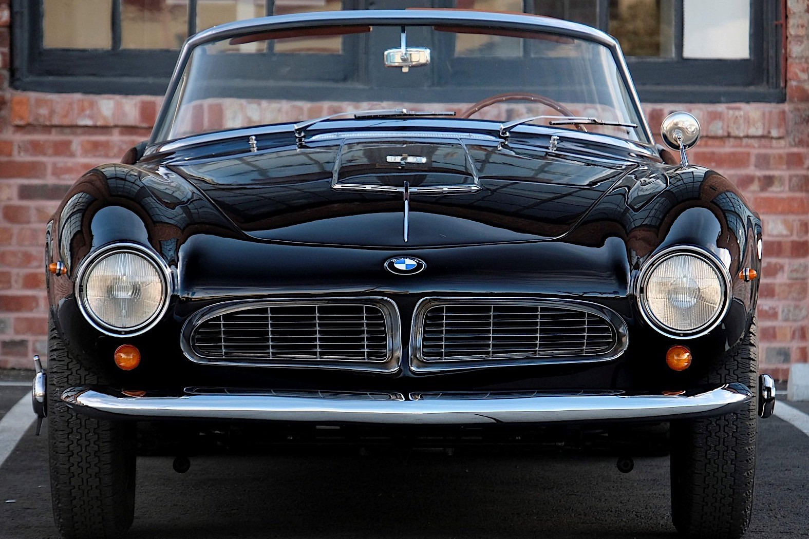 The Luxurious Grand Tourer: The 1957 BMW 507 Series 2