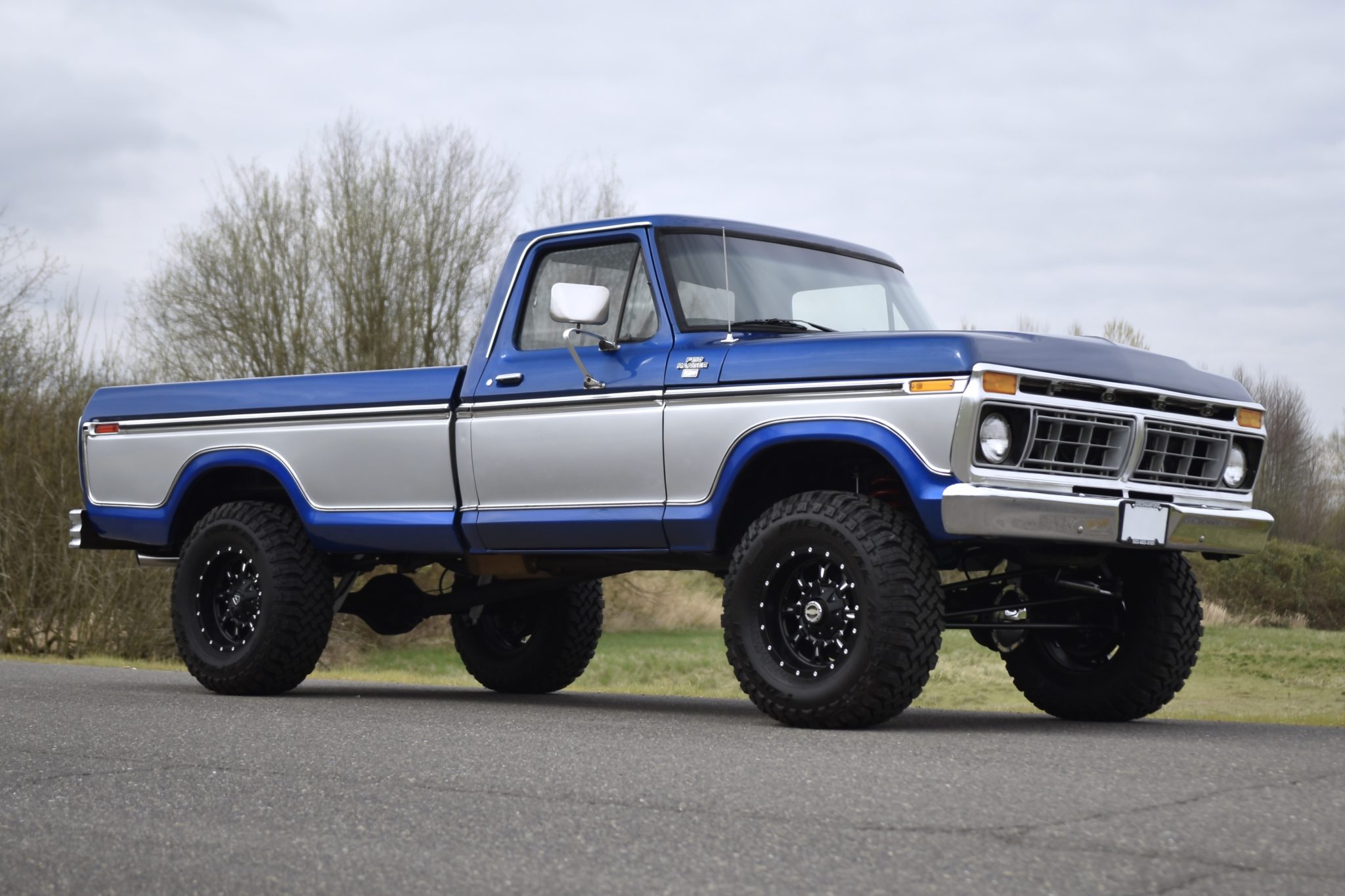 This 1977 Ford F-150 Ranger XLT Packs a Four-Barrel Carbureted 351