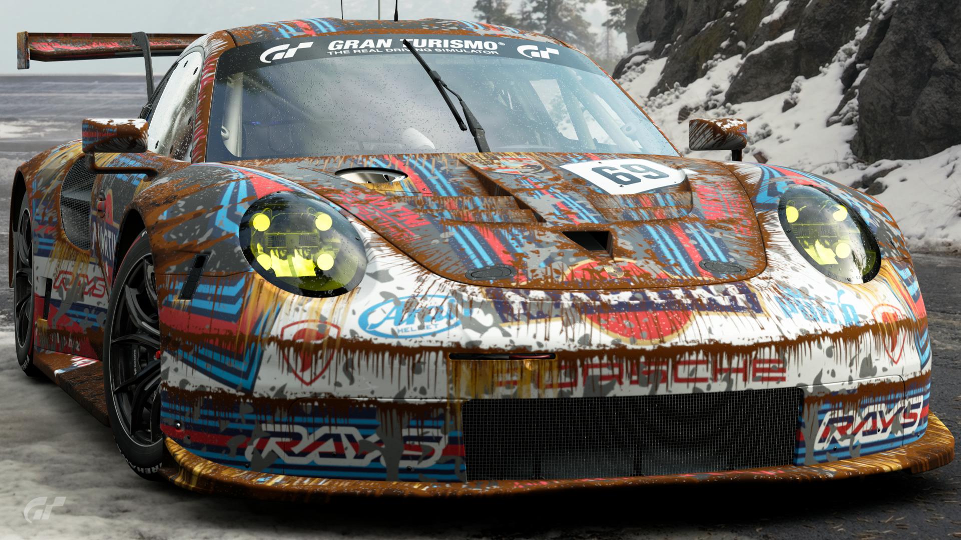 Porsche 911 gets Martini Racing Edition livery