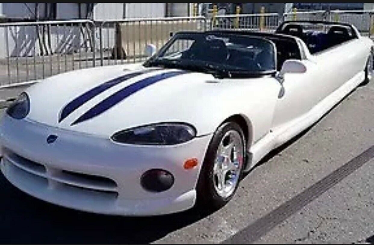 This ‘96 Dodge Viper Limo Is The T That Keeps On Giving Probably