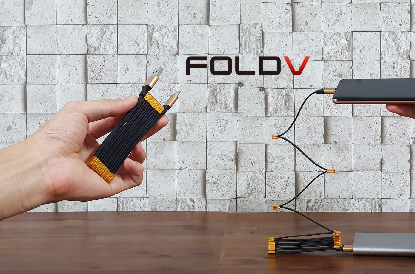 This Auto-Folding Cable Is Just What You Need to Run Android Auto -  autoevolution