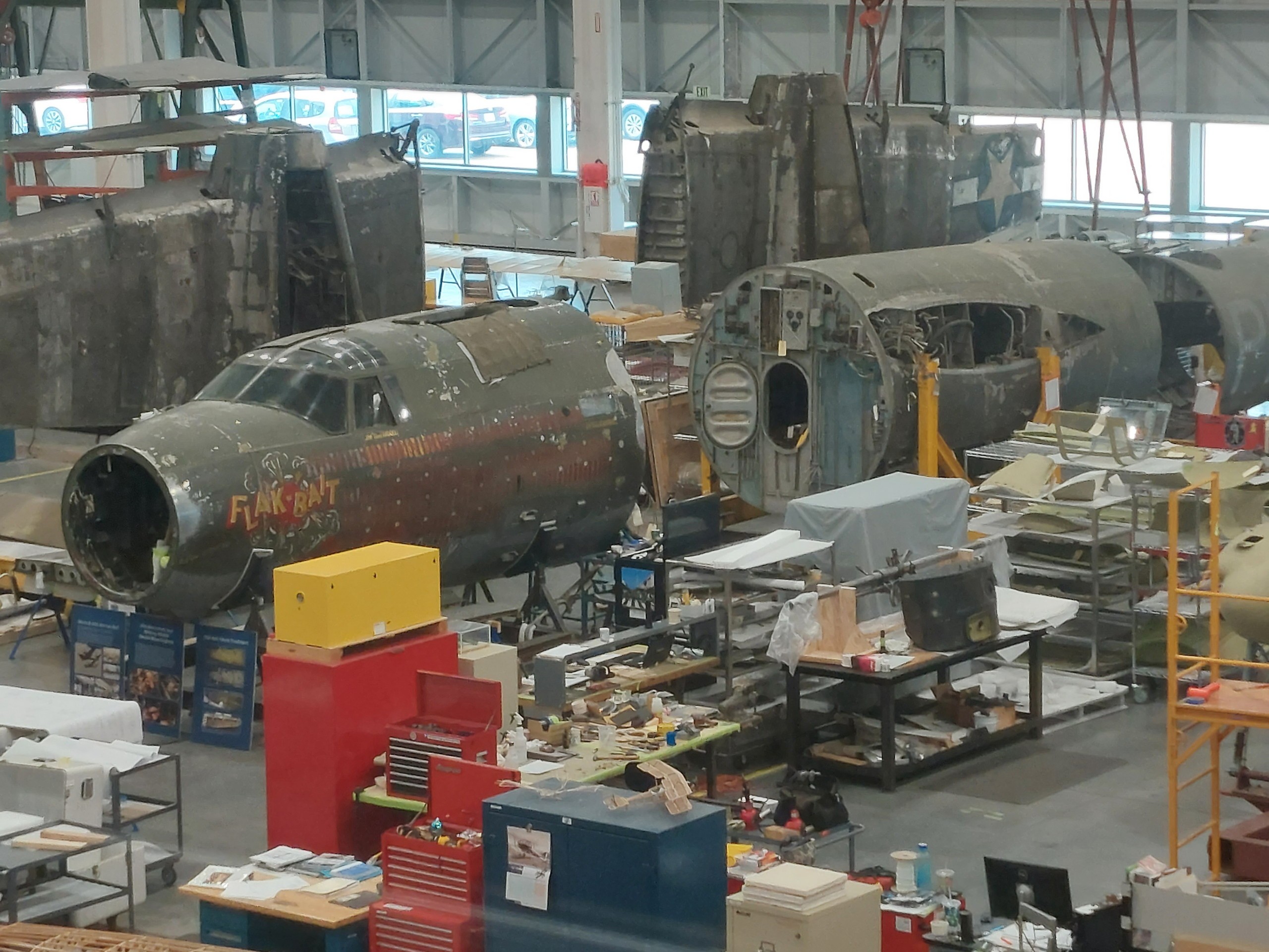 https://s1.cdn.autoevolution.com/images/news/gallery/this-hangar-takes-old-warplanes-and-restores-them-to-museum-condition-you-can-even-watch_5.jpg