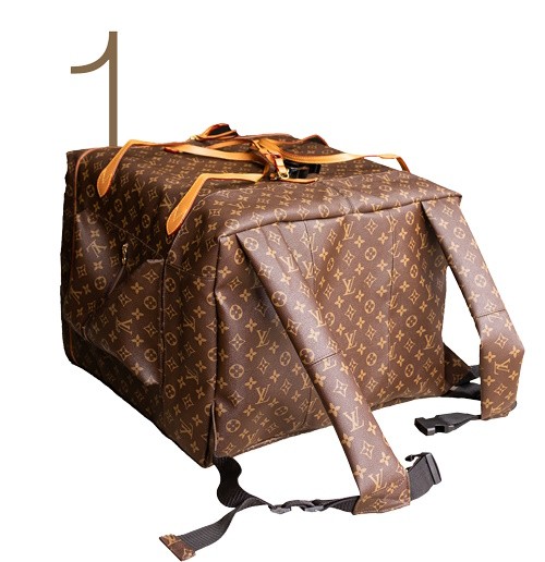 Marca Cleiton cria Bag de Motoboy com bolsas Louis Vuitton - GKPB