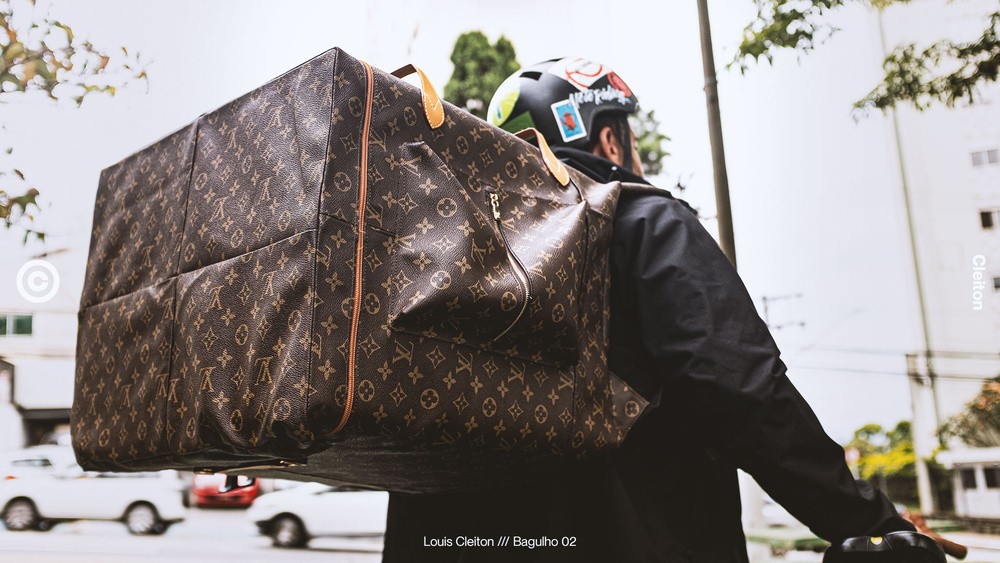 SURPRISED WITH A CUSTOM LOUIS VUITTON BAG 10000  YouTube