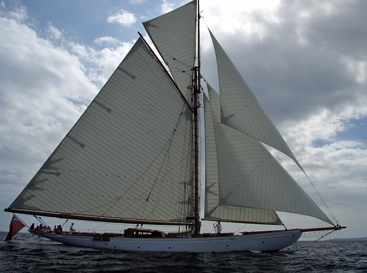 merrymaid classic sail yacht