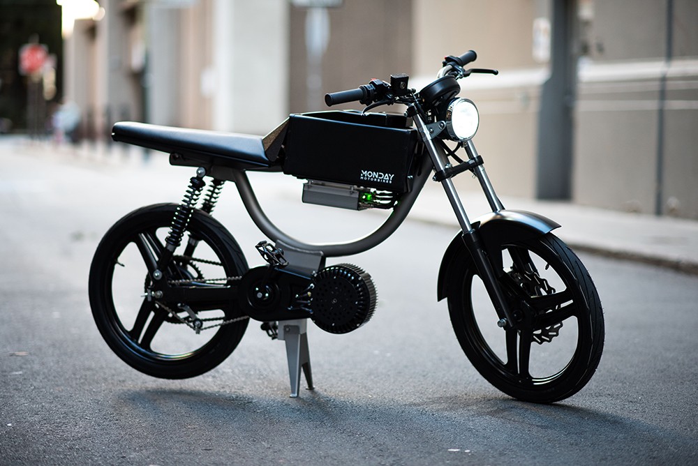 This New Electric Bicycle Looks Like A Cafe Racer 