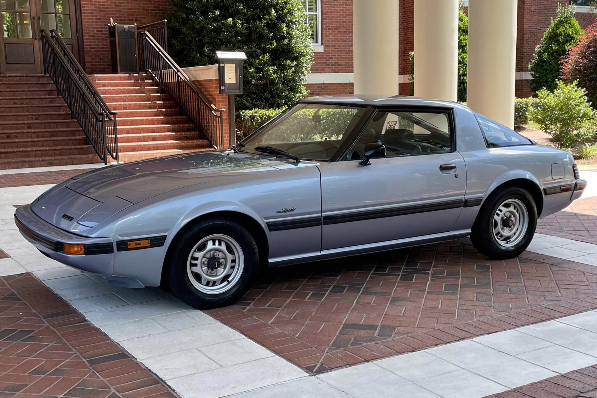 This Original-Owner 1983 Mazda RX-7 Is a Rotary-Powered Unicorn ...