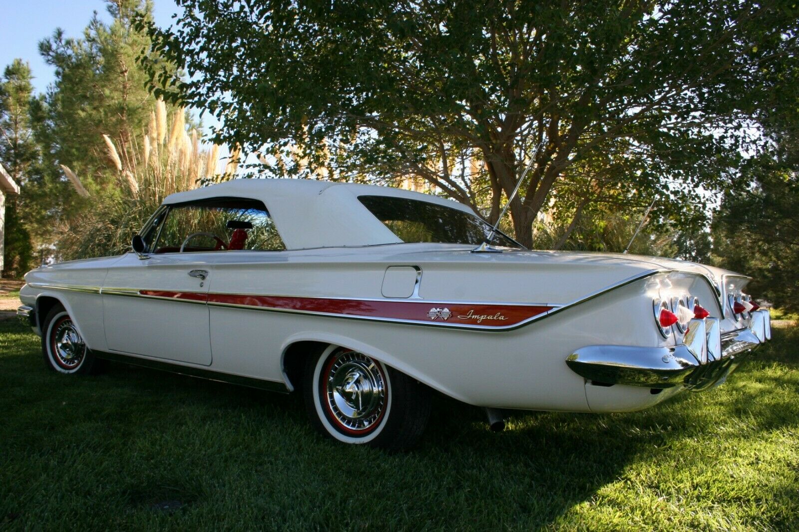 World, Meet This Rare 1961 Impala SS, an Amazing Time Capsule With Everything  Original - autoevolution