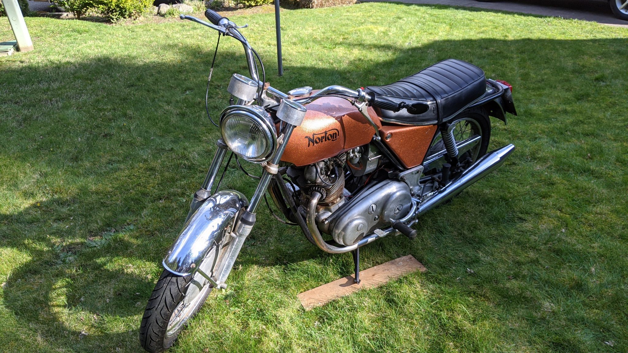 This Restored 1970 Norton Commando 750 Is Auctioned Off At No Reserve Autoevolution
