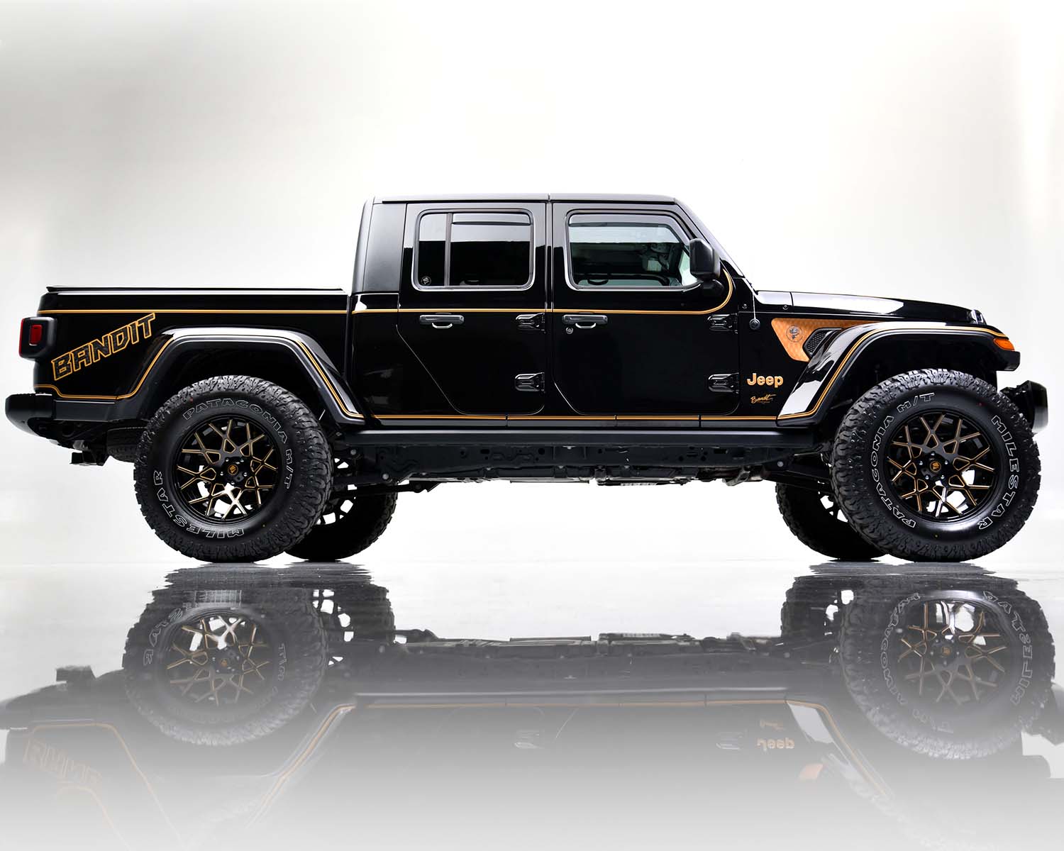 This Smokey and the Bandit-Inspired Jeep Gladiator Is One Sweet Tribute  Truck - autoevolution