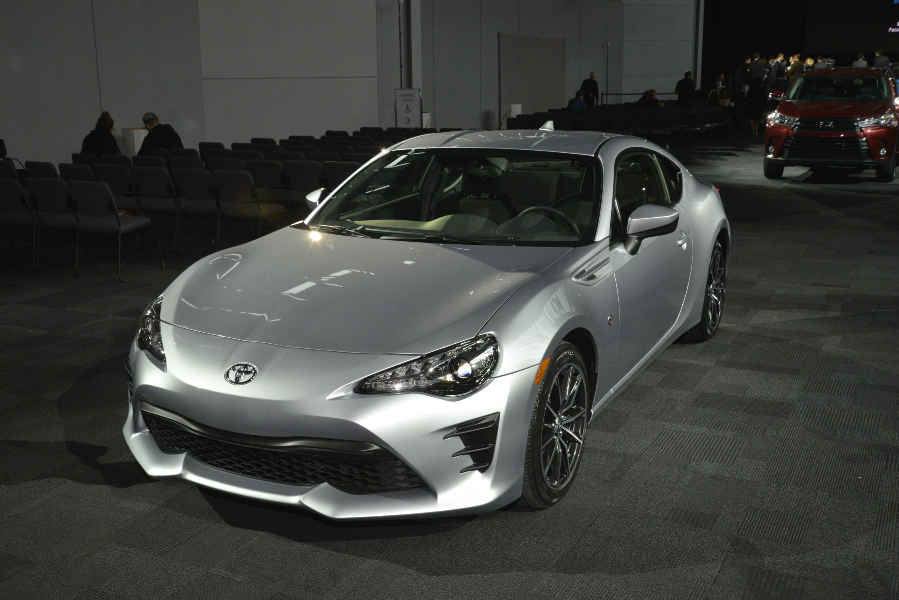 2017 Toyota 86 Puts an Angry Face On at the New York Auto Show