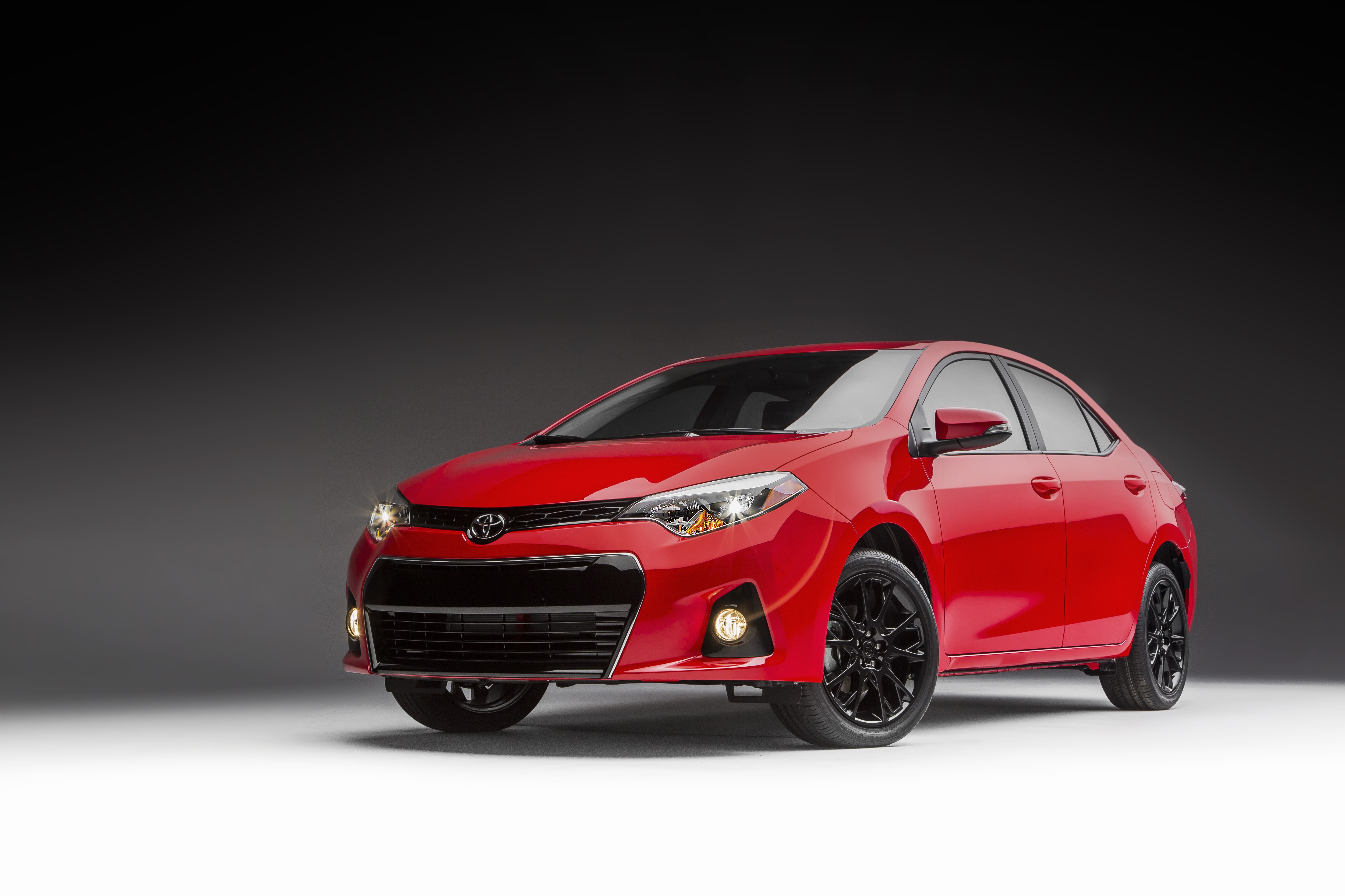 Toyota Camry and Corolla Getting Special Editions at