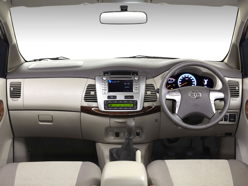 Toyota Innova Facelift Interior Spied autoevolution