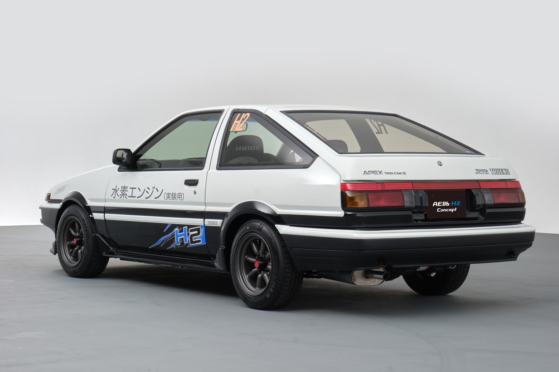 Toyota Revamps Iconic AE86 Classics With Hydrogen and Electric Power at