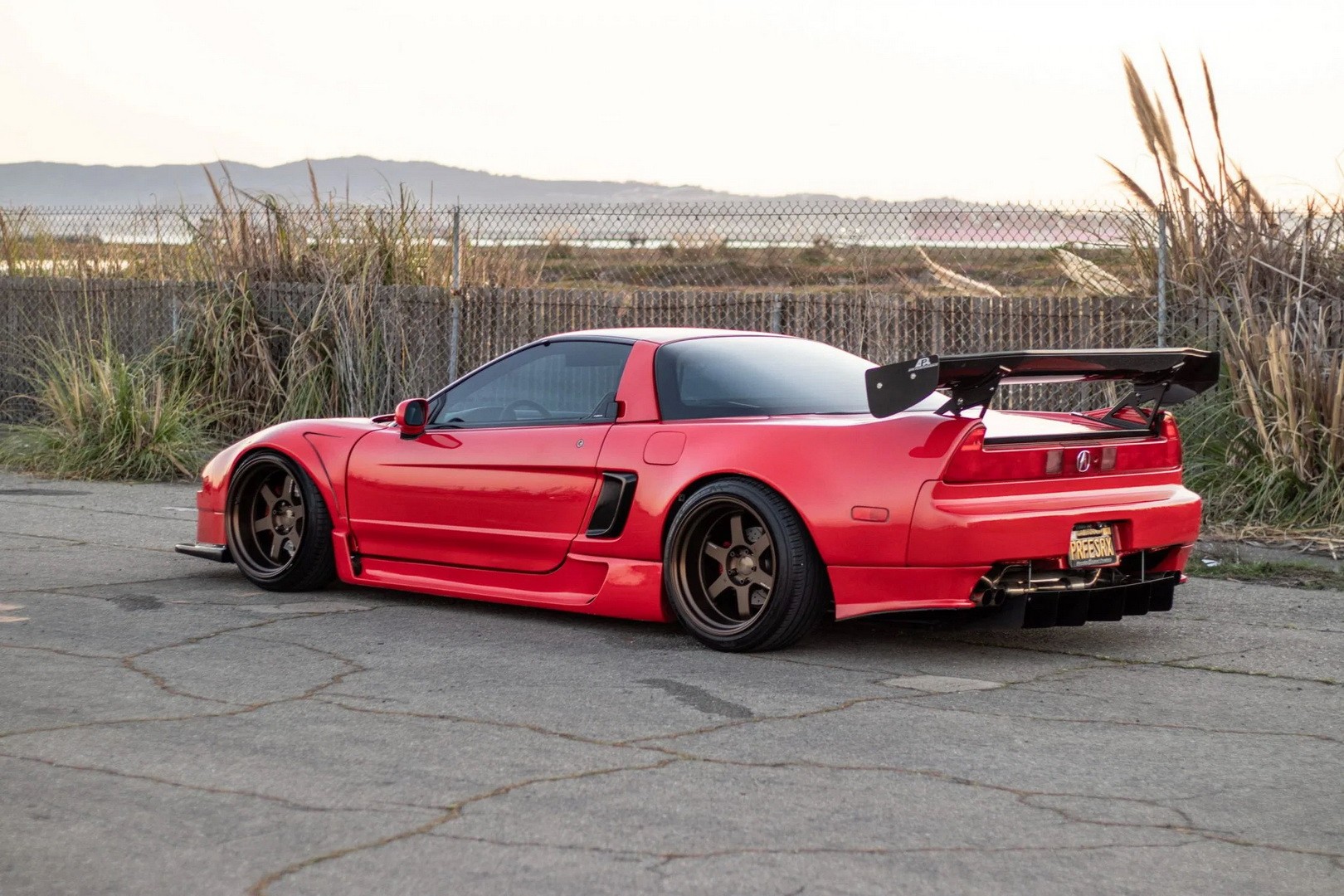 Slammed Widebody 1991 Acura NSX Is a Genuine One-Off With Fast & Furiou...