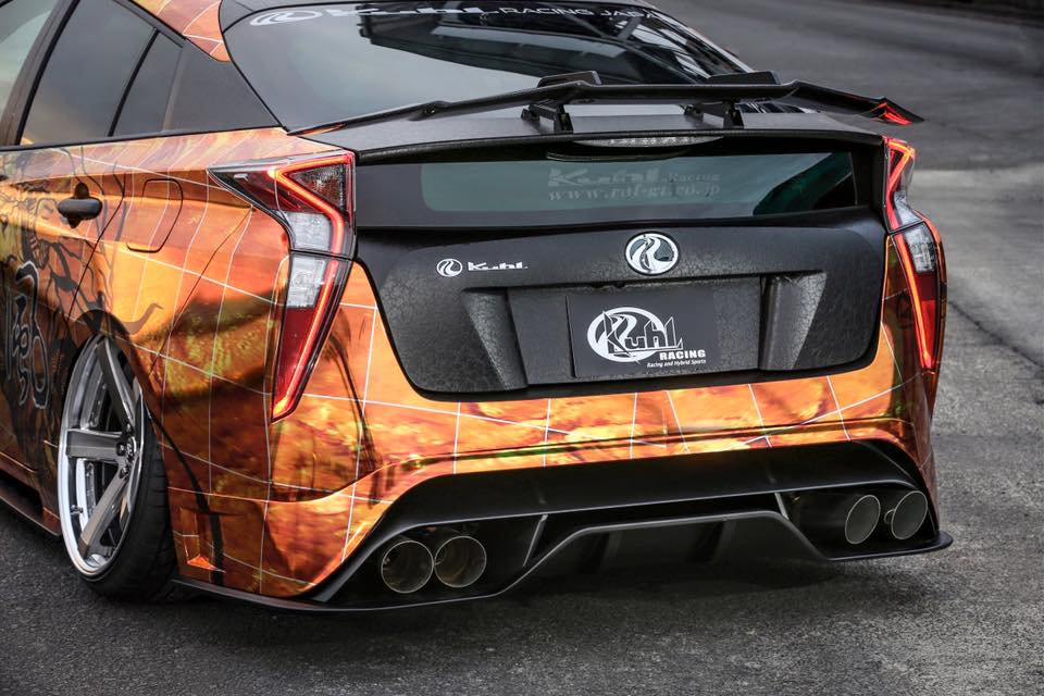 tuned-2016-prius-with-quad-exhaust-and-leather-wrap-looks-too-weird_15.jpg