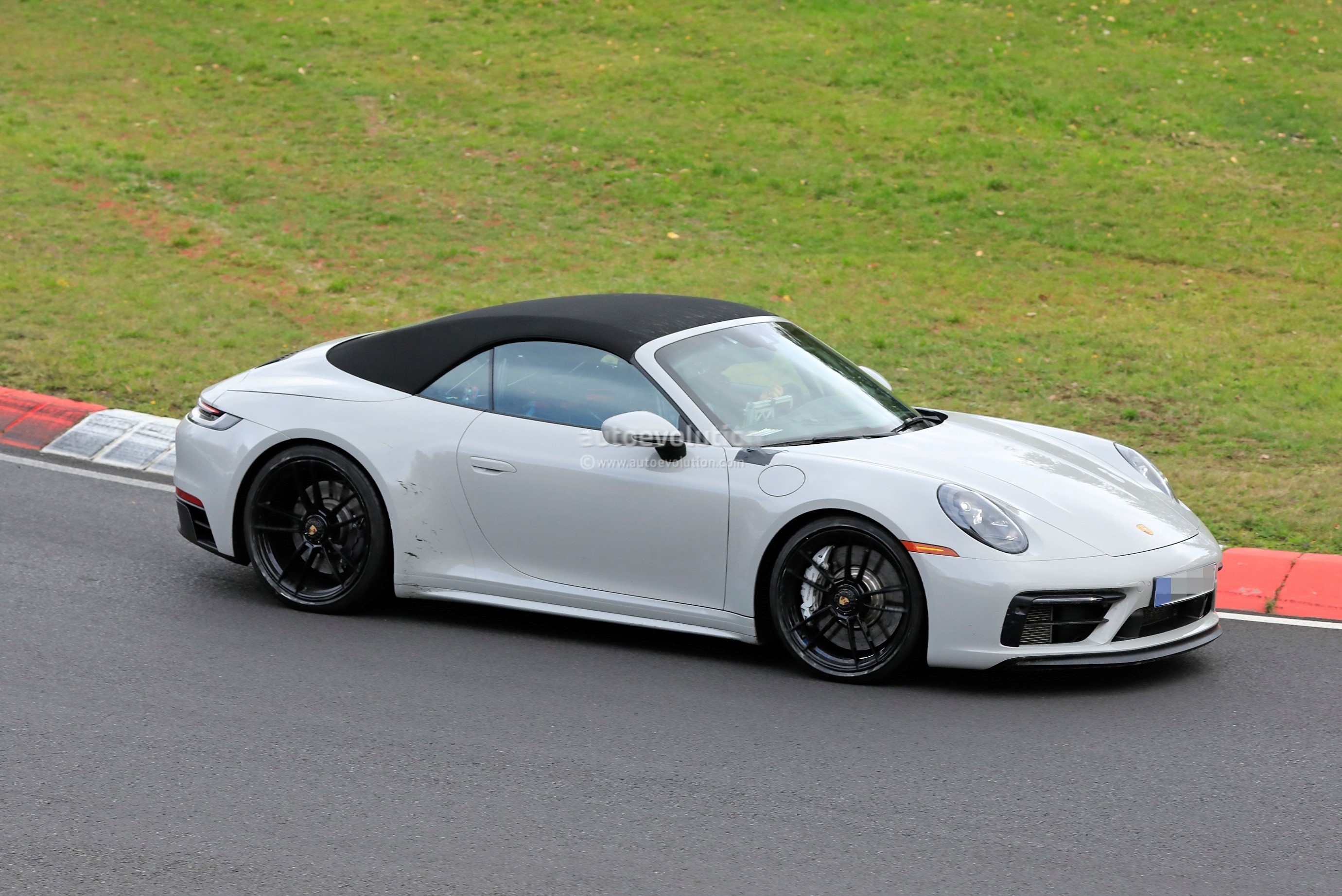 Uncamouflaged 992 Porsche 911 GTS Cabriolet Spied Lapping the Nurburgring -  autoevolution