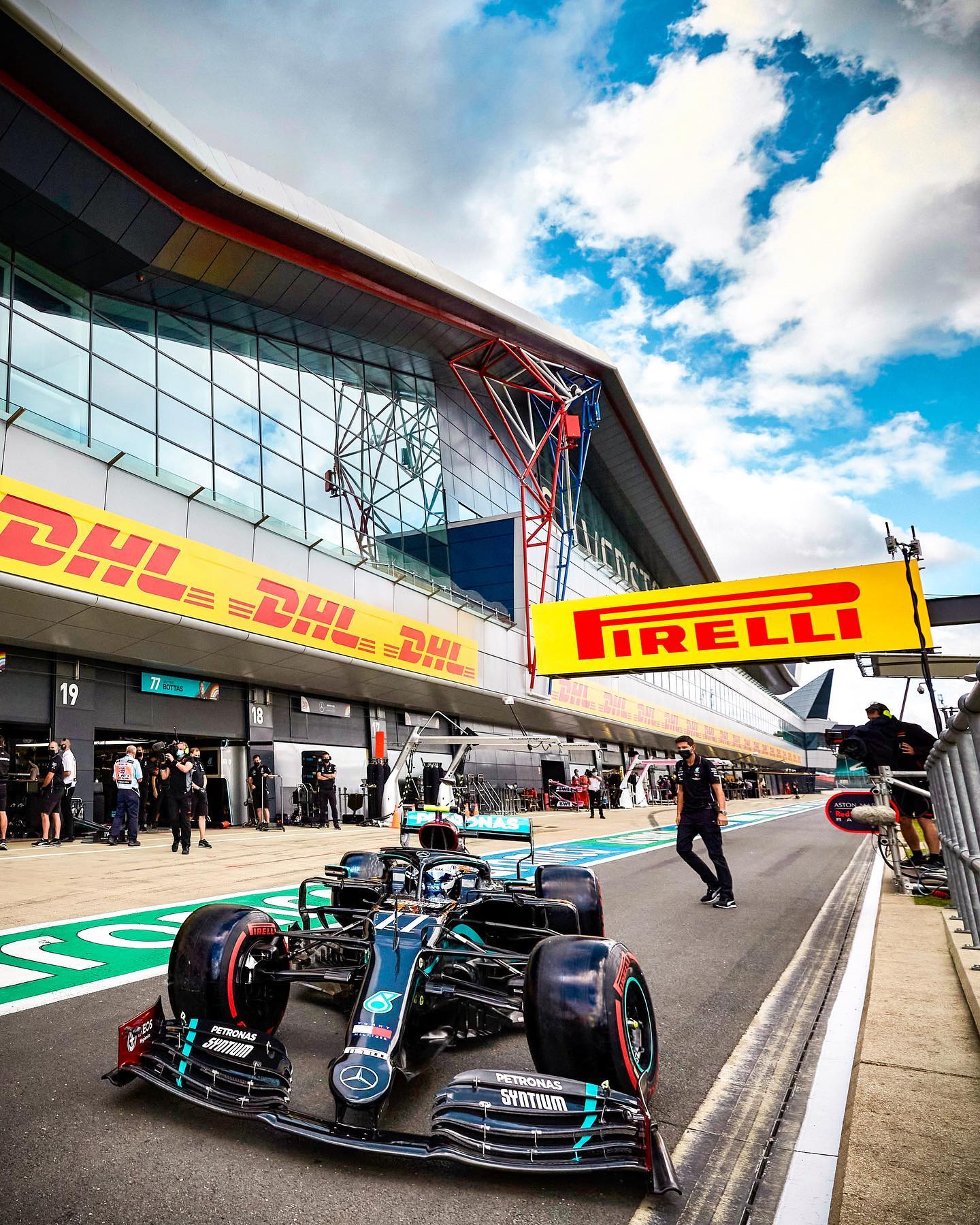 Valtteri Bottas Signs New OneYear Deal With MercedesAMG Petronas F1
