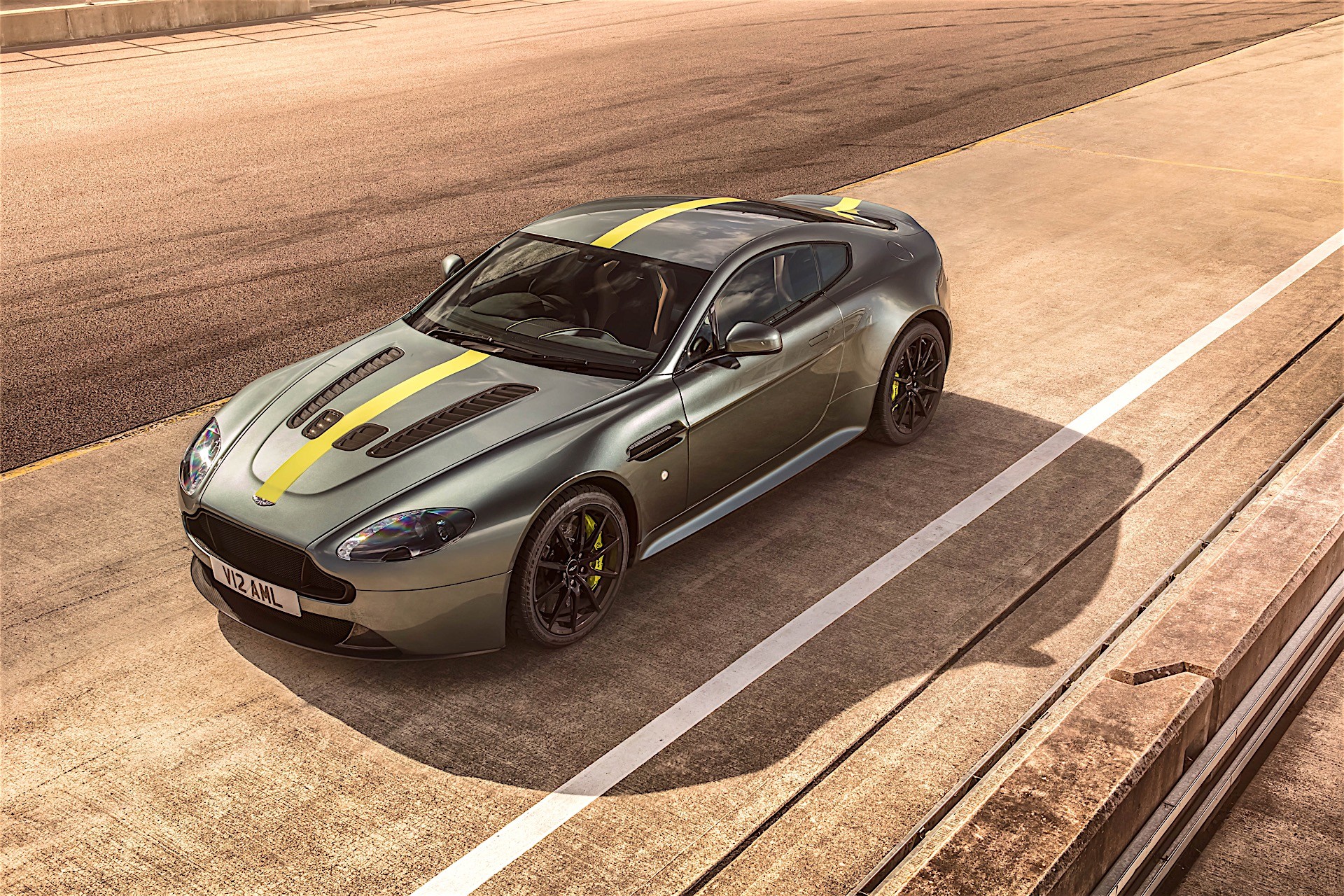 A Timeless Classic: The 2018 Aston Martin Vantage AMR