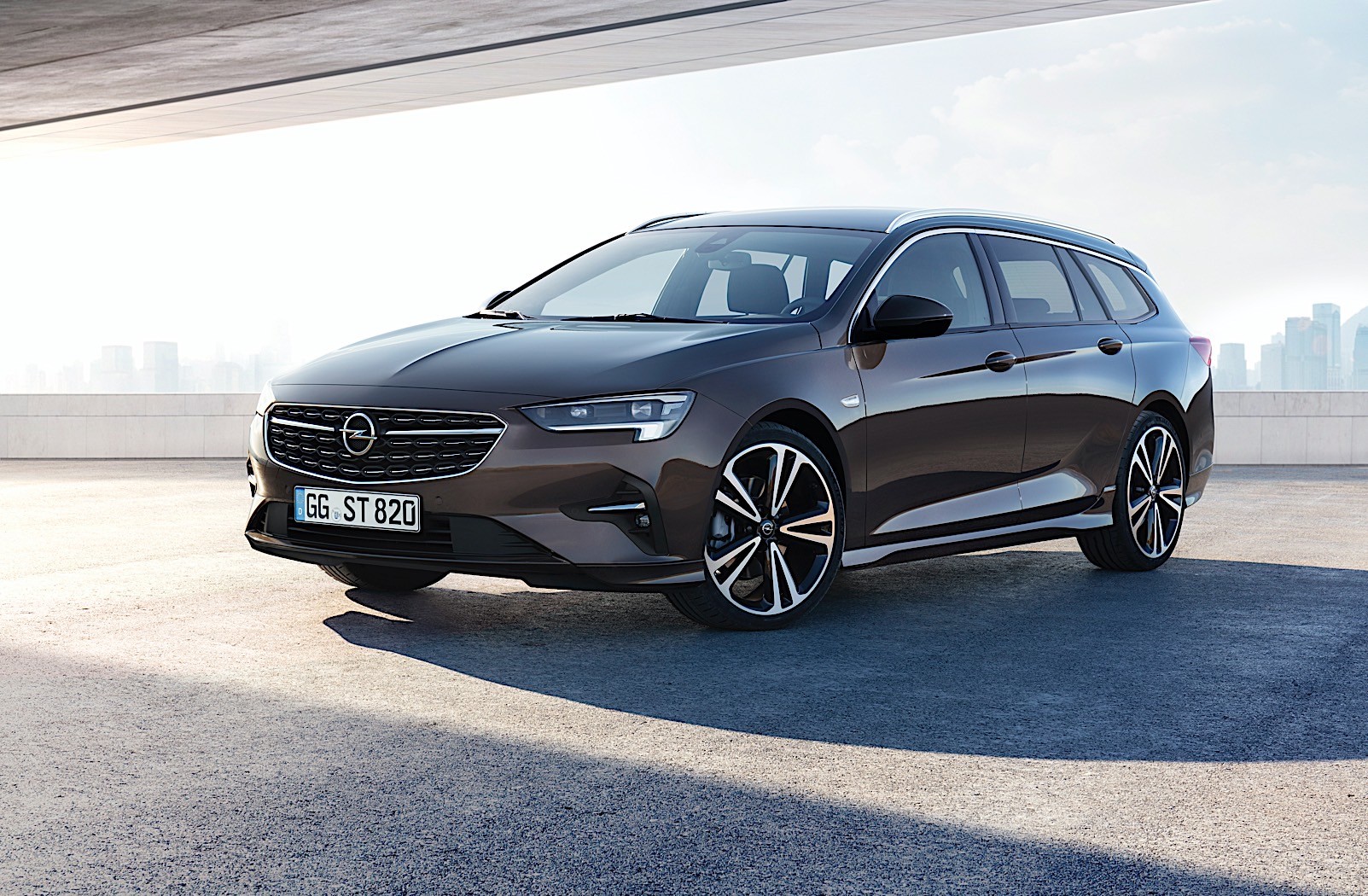 Opel announces pricing for Insignia Grand Sport and Sports Tourer