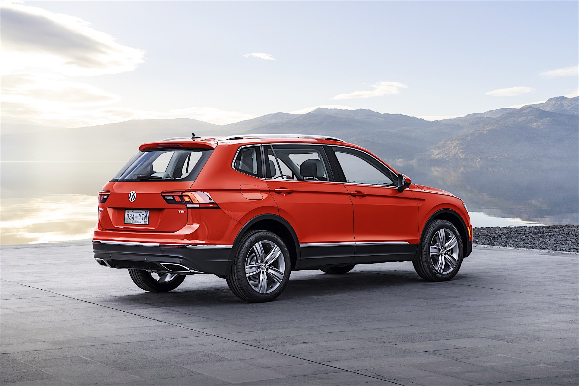 Us Spec 2018 Volkswagen Tiguan Gets Extended Wheelbase Version As